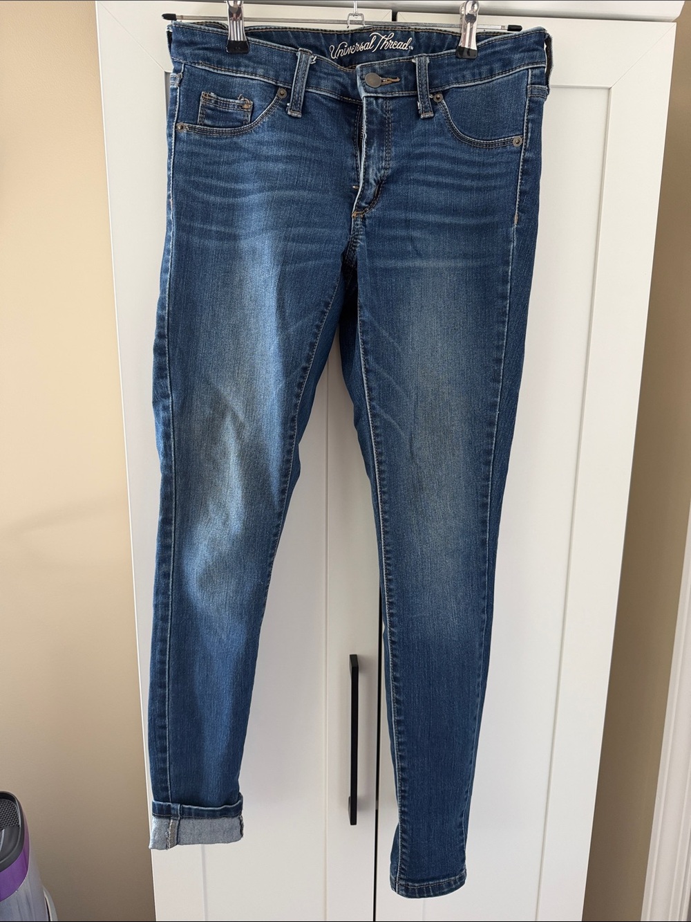 Universal Thread Skinny Jeans in Medium Blue Wash
